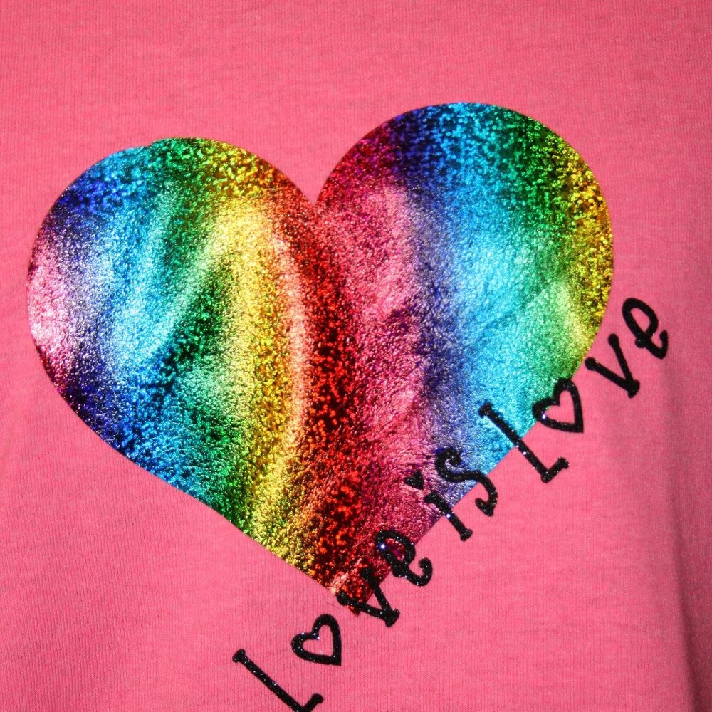 Love is love T shirt
